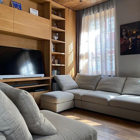 Townhall Apartments Познан Екстериор снимка
